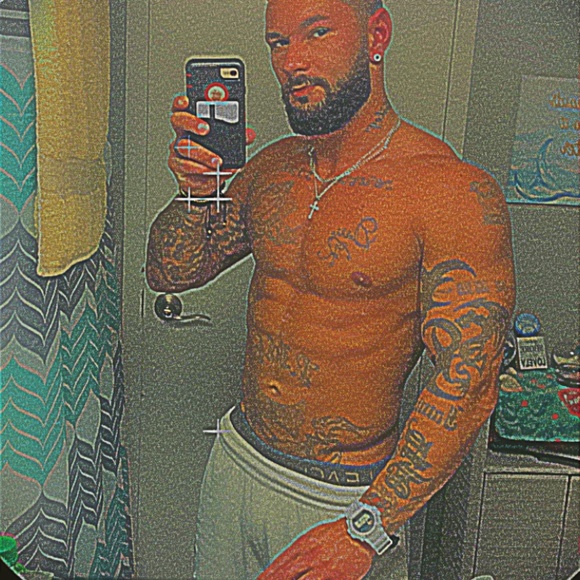 Meet your Posher, Derek - Picture 2 of 4